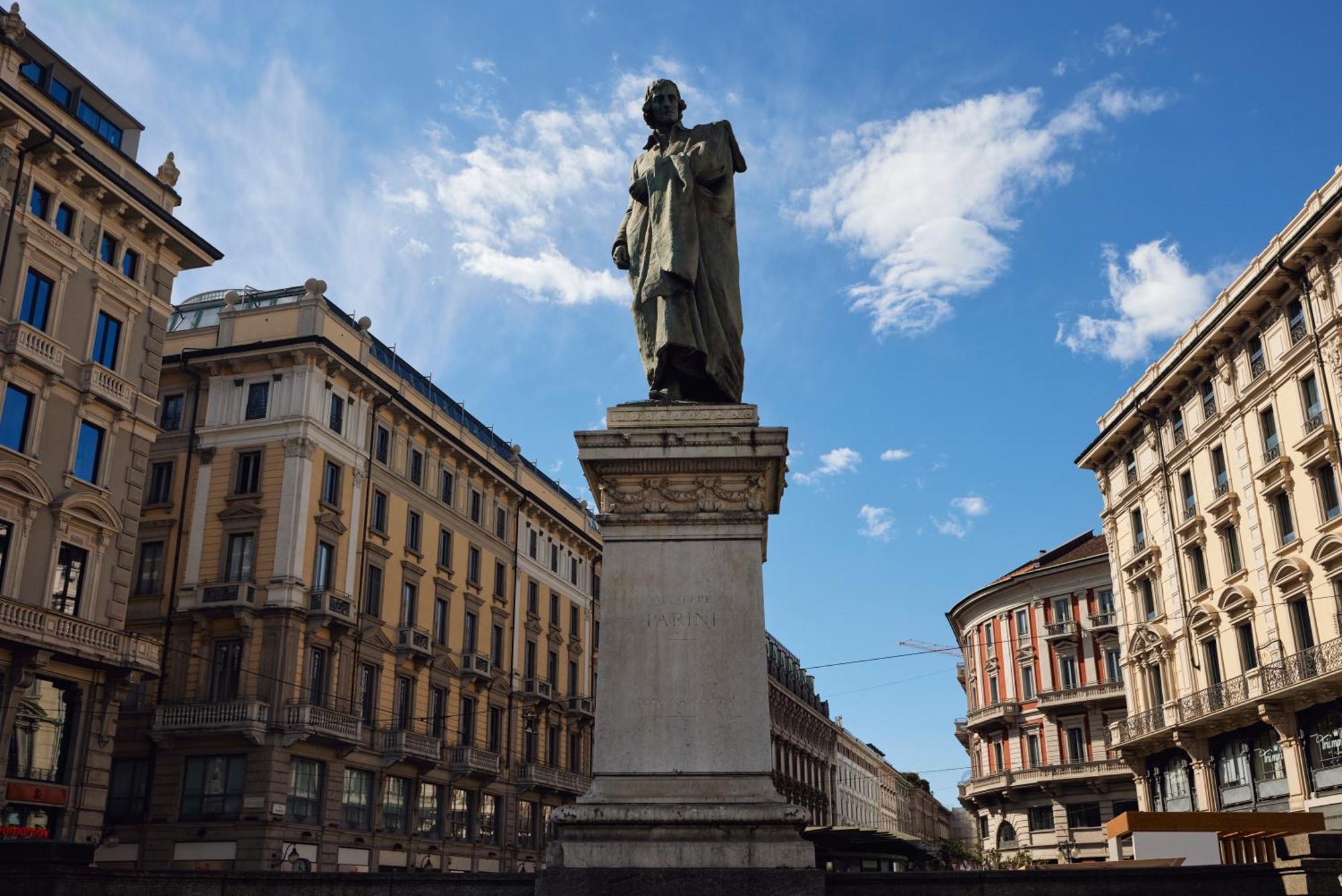 Suite Meravigli - Incredibile Posizione Duomo E Castello Milano Ngoại thất bức ảnh